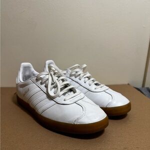 Adidas White Gazelle Shoes!
